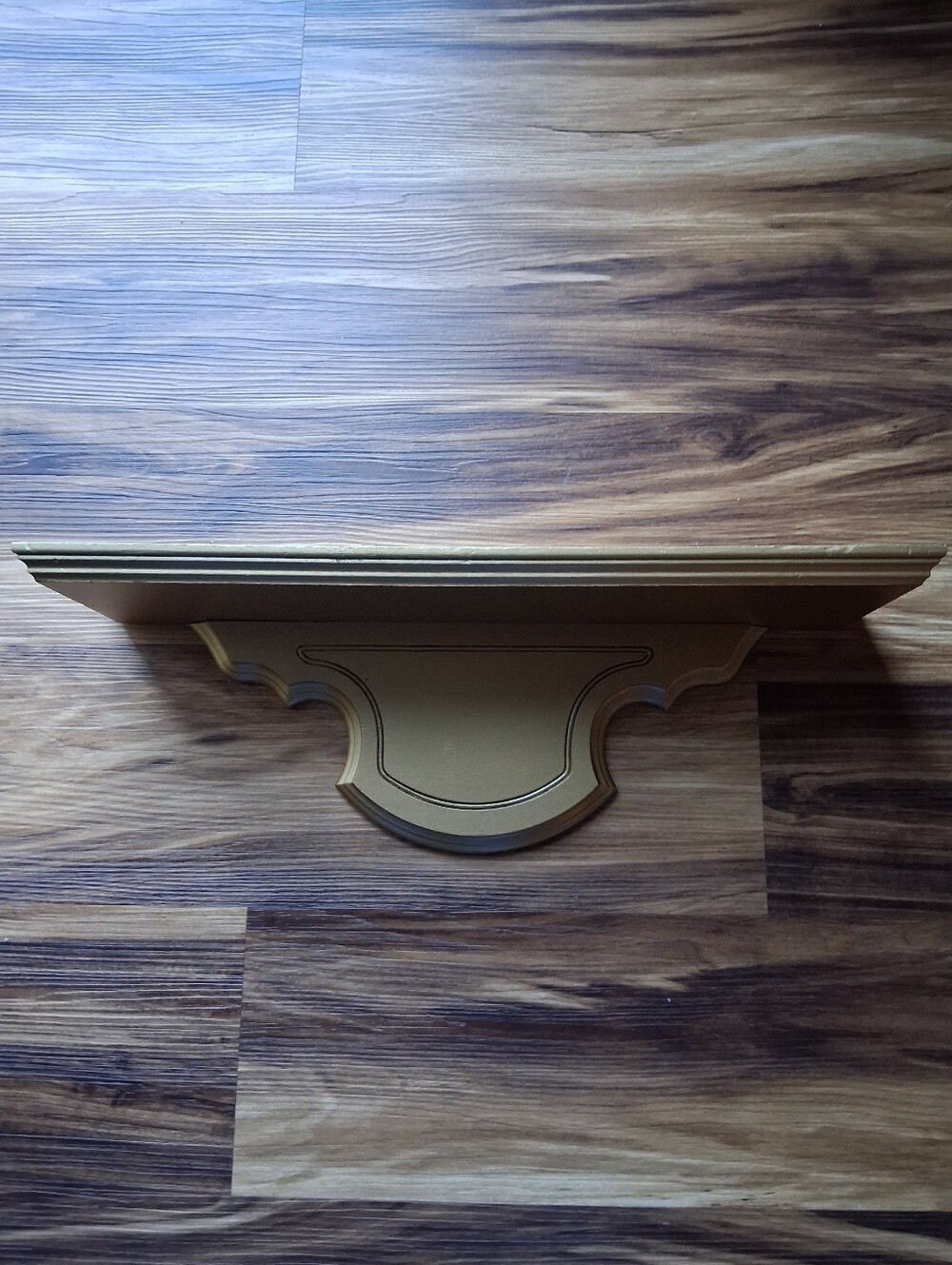 Elegant Gold Wall Shelf Decor